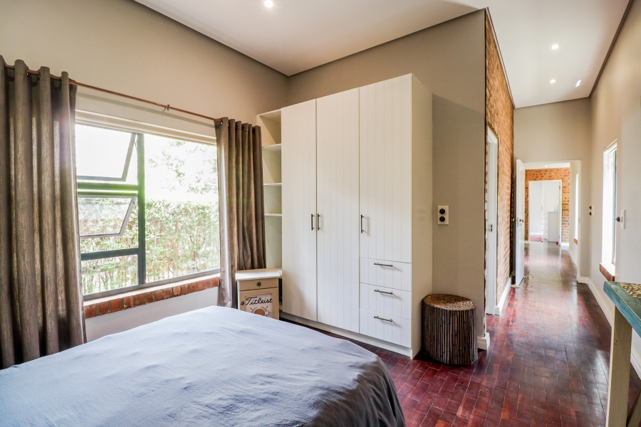 4 Bedroom Property for Sale in The Coves North West